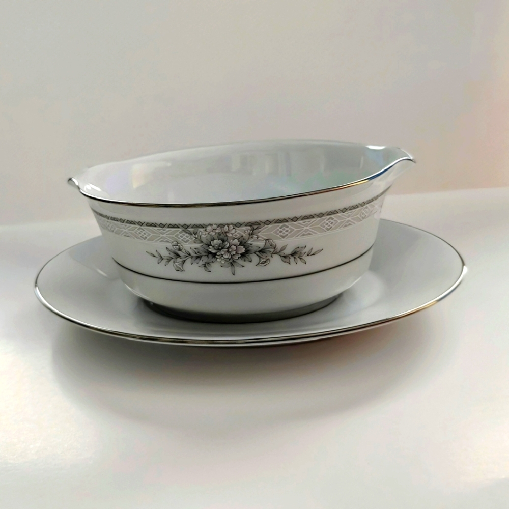 Noritake Sweet Leilani Gravy Boat